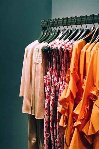 Fashion & apparel cargo logistics in Delhi ensuring  shipping, timely delivery & retail supply support.