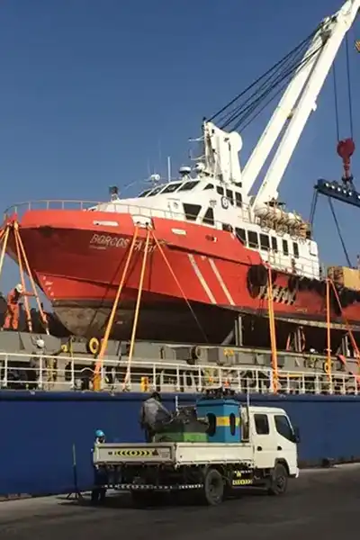 Safe transport for heavy lift cargo, oversized machinery, and project freight with handling Chennai.